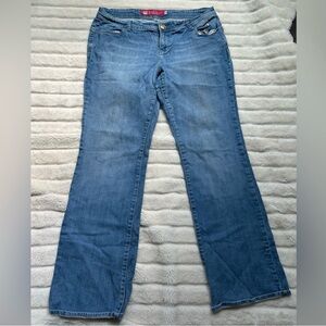 Vintage Women’s Apple Bottom Jeans 🍏